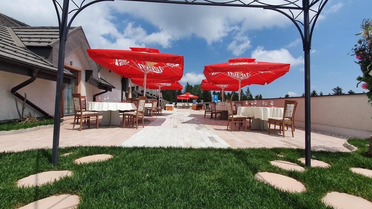 Hotel Jakec Trije Kralji Na Pohorju Zgornja Loznica 外观 照片